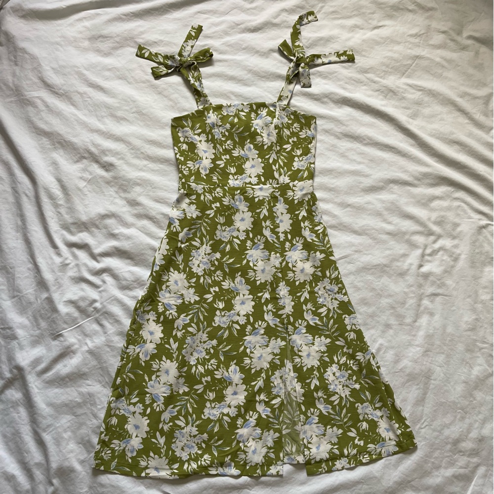 Monteau Women’s Dress Green White Floral Smocked Midi Spring Summer Easter Flowy - Picture 6 of 16